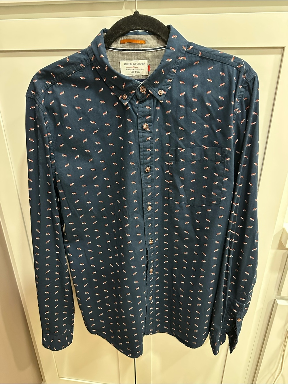 Denim & Flower Slim Fit Fox Print Button Front Shirt Mens Large 100% Cotton